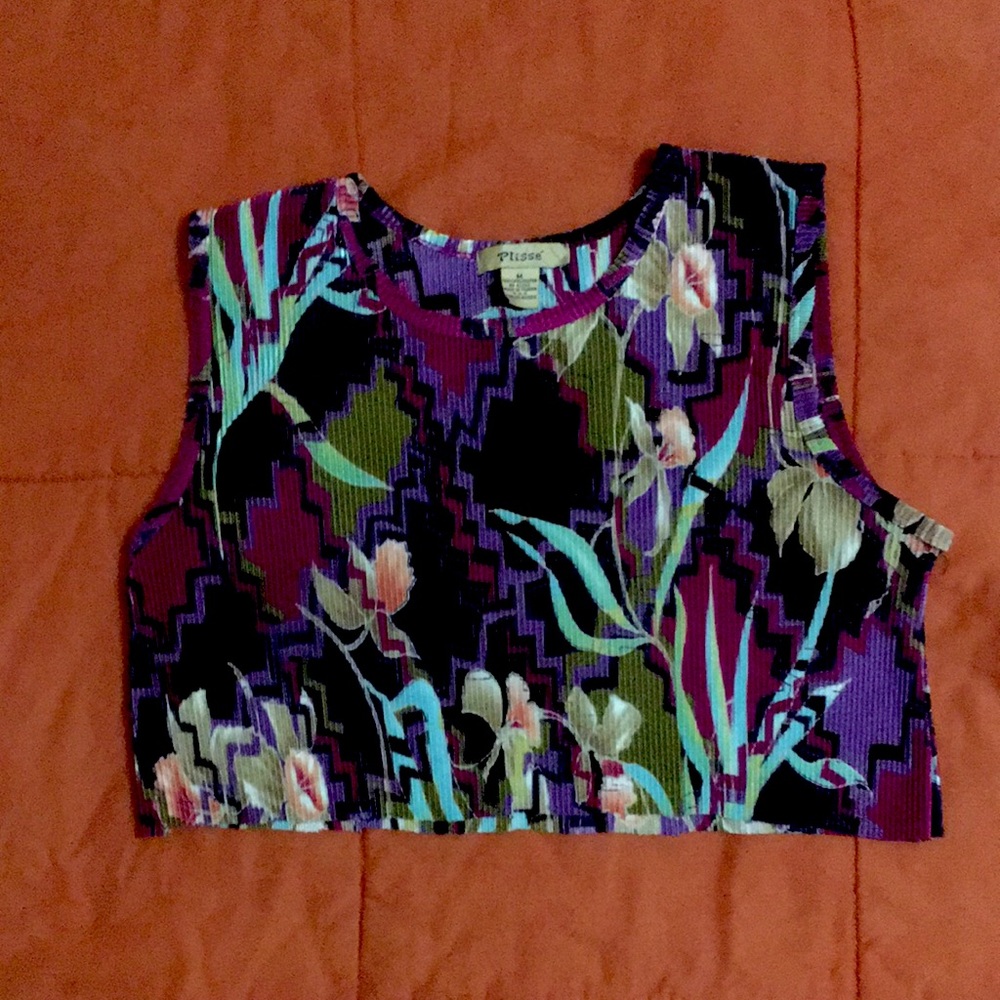 *Vintage* Plissé blouse, cropped (hand-cut) size M.